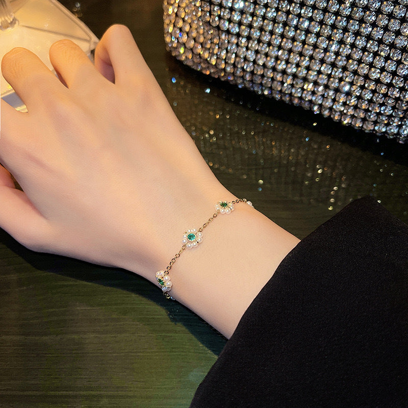 VALORE Pearl Flower Bracelet - High-End Cheap Jewelry